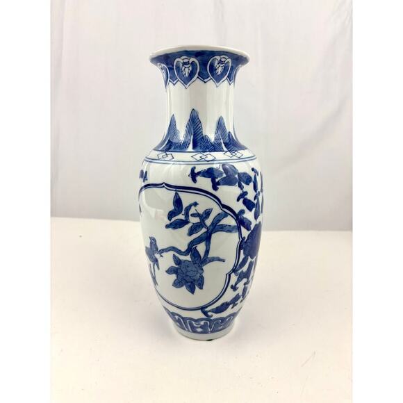 Blue & White Chinese Porcelain Vase with Floral & Bird Design 11.75" - Picture 8 of 14